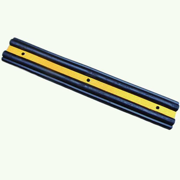 墙面保护器 优质原生橡胶,黄色反光条纹,重5kg,含安装配件,1000×160×50mm