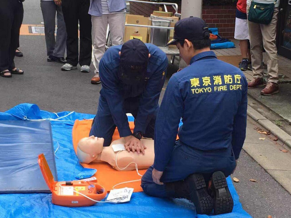 东京消防厅小区公益急救培训，都用上AED了， 最具性价比AED推荐